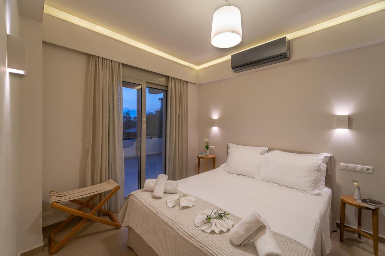 Abelia Luxurious Villas Finikounta Exterior photo